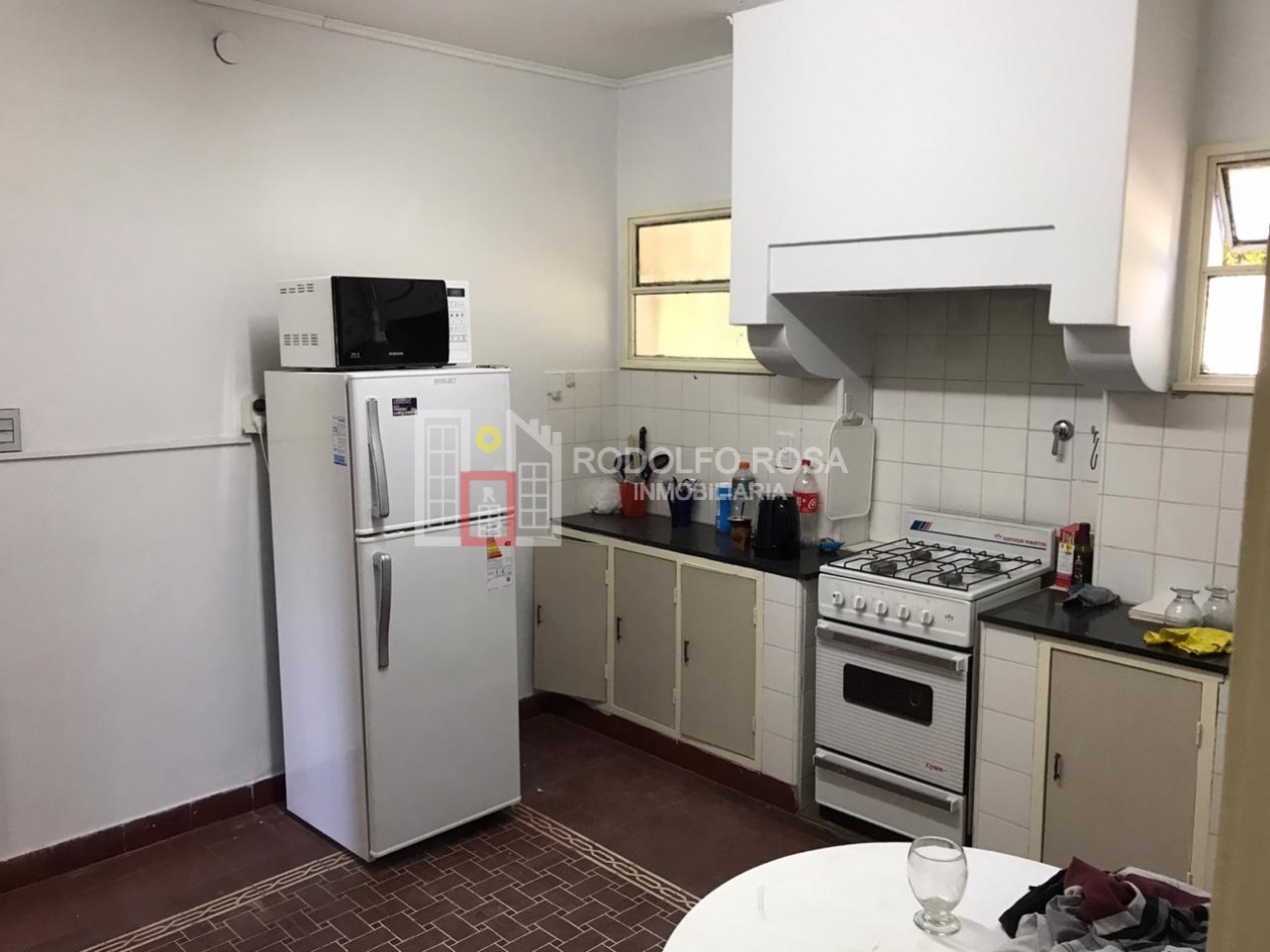 Imponente casasquinta ubicada en un lugar privilegiado de la ciudad de Santa Rosa, La Pampa